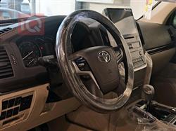 تۆیۆتا لاند کروزەر